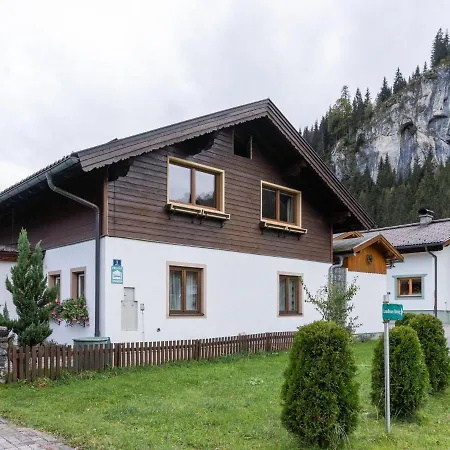 In Near Amade Slopes شقة *