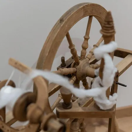 In Near Amade Slopes * كلينارل