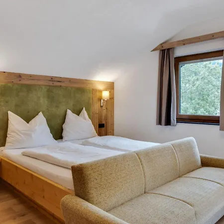 In Near Amade Slopes