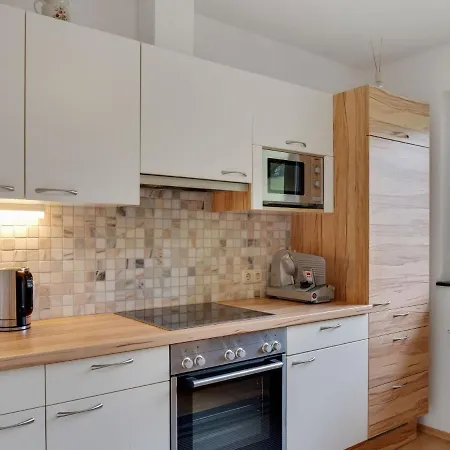 公寓 In Near Amade Slopes 克雷纳尔